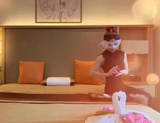 我在广州花都体验了下高端男士按摩spa会馆，私人会所花样超多